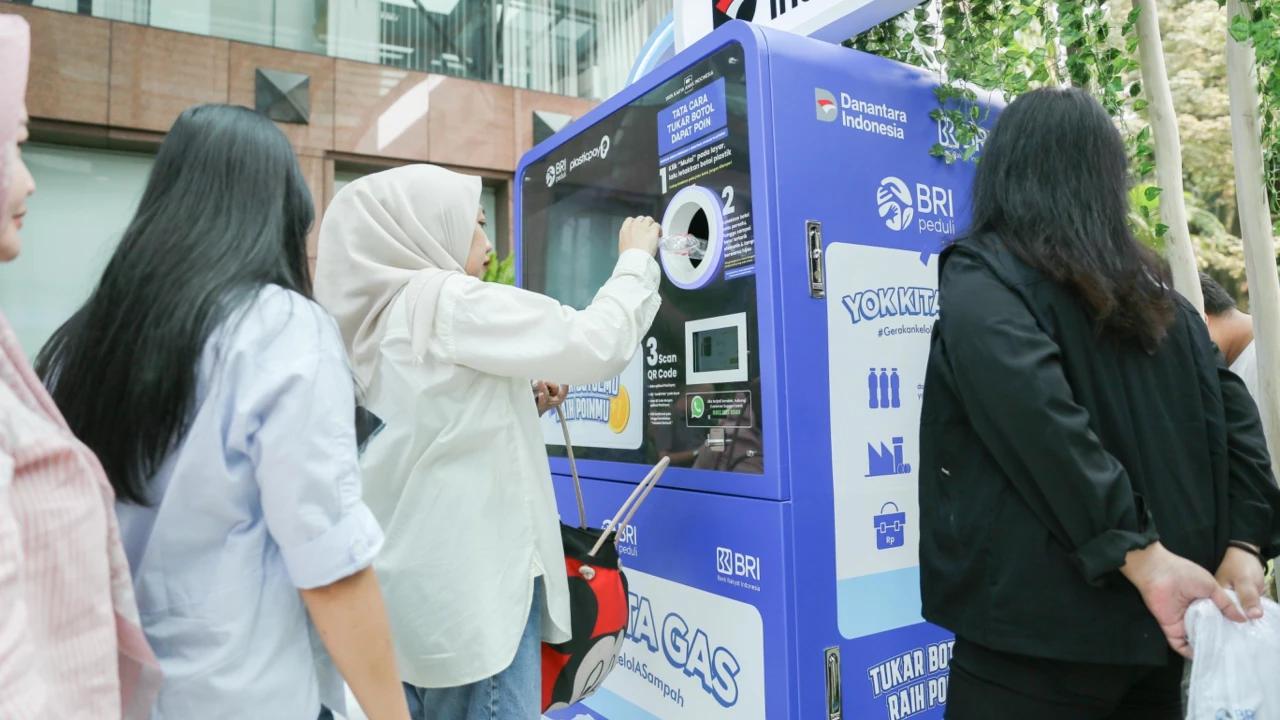 Peringati Hari Lingkungan Hidup Sedunia, BRI Dorong Budaya Kelola Sampah Melalui Green Action BRI Peduli