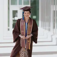 Beby Tsabina akhirnya menyelesaikan pendidikan S1-nya di Western Michigan University [@bebytsabina]