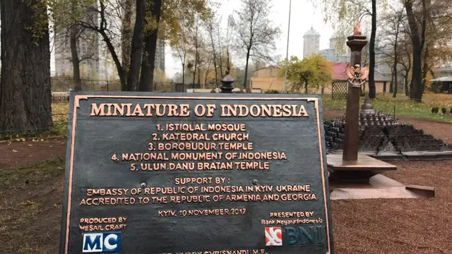 KBRI Ukraina Resmikan Miniatur Indonesia di Taman Miniatur Kyiv (KBRI Ukraiana)