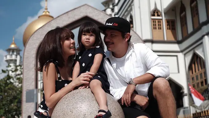 [Bintang] Keluarga Gading Marten