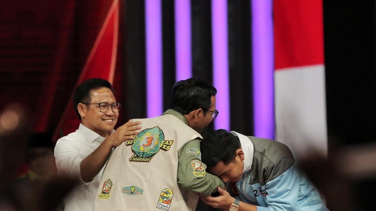 Kata-kata yang ramai dibicarakan terkait Gibran di antaranya, songong, cringe, savage, recehan hingga Tom Lembong. Beberapa kata itu populer di kalangan Gen Z. Seperti savage artinya liar, atau cringe artinya menjijikkan atau menggelikan.&nbsp;