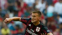 Bek AC Milan Resmi Dipinjamkan ke Klub Liga Spanyol