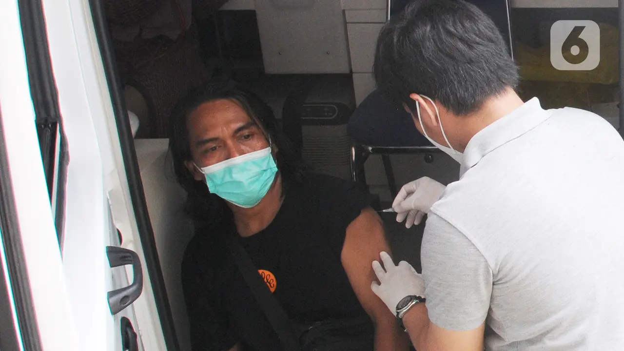 Mobil Vaksinasi COVID-19 Keliling di Bogor
