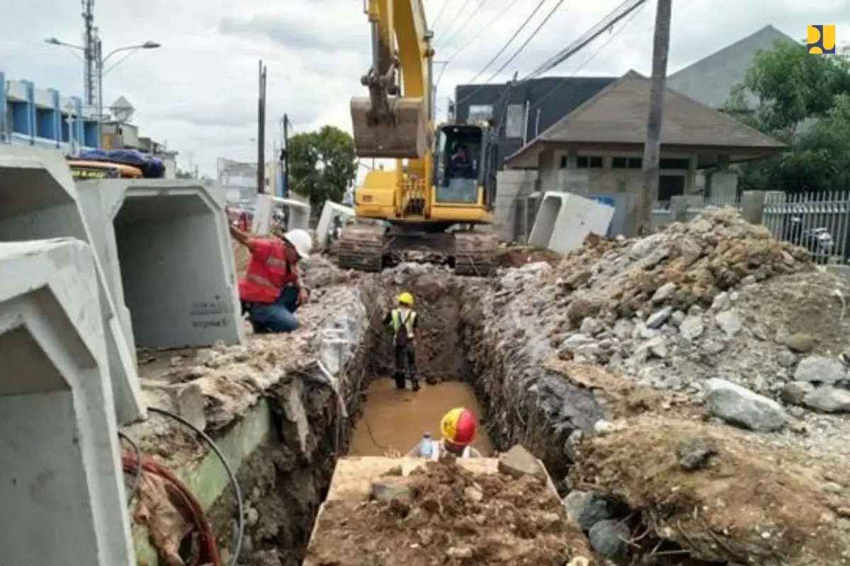 Proyek Underpass Simpang Bulak Kapal