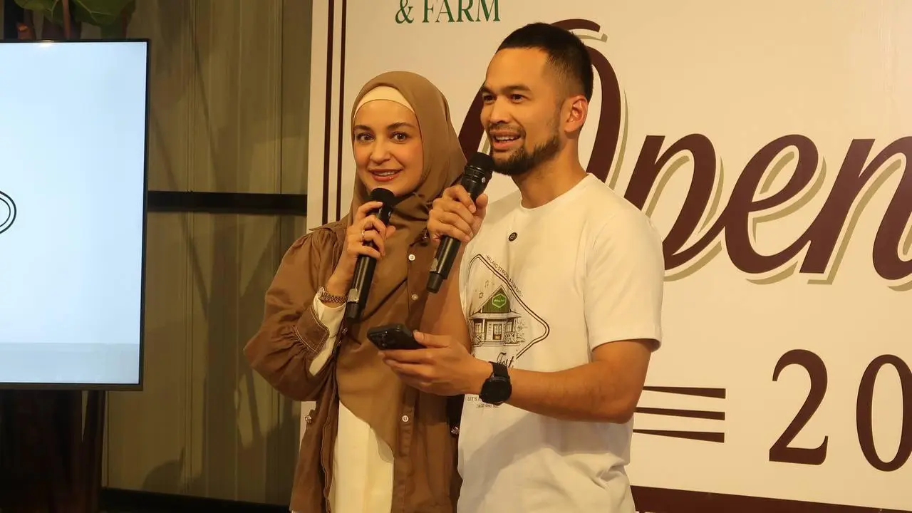 Shireen Sungkar dan Teuku Wisnu