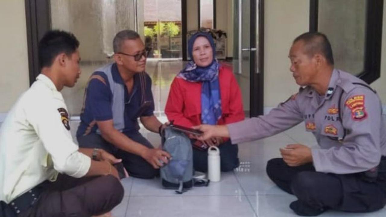 Sosok pemilik tas yang berisi uang ratusan juta rupiah itu pun akhirnya terungkap. Pemilik tas tersebut adalah Sukisno (55).<br>