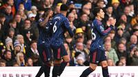 Pemain Arsenal merayakan gol yang dicetak Martin Zubimendi (kanan) ke gawang Leeds United dalam laga pekan 24 Premier League 2025/2026 di Elland Road, Sabtu (31/1/2026). (Oli SCARFF / AFP)