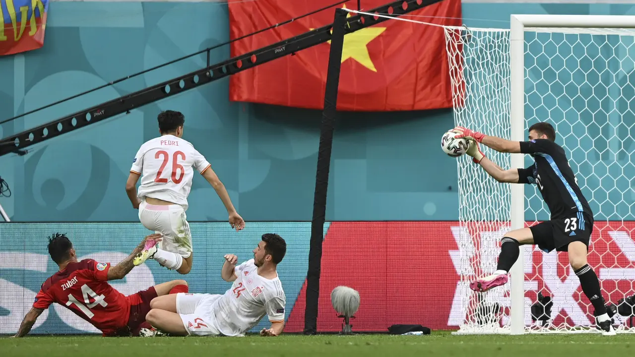 Foto Piala Eropa: Kewalahan Hadapi Swiss hingga Babak Tambahan Adu Pinalti, Spanyol Akhirnya Melenggang ke Babak Semifinal Euro 2020