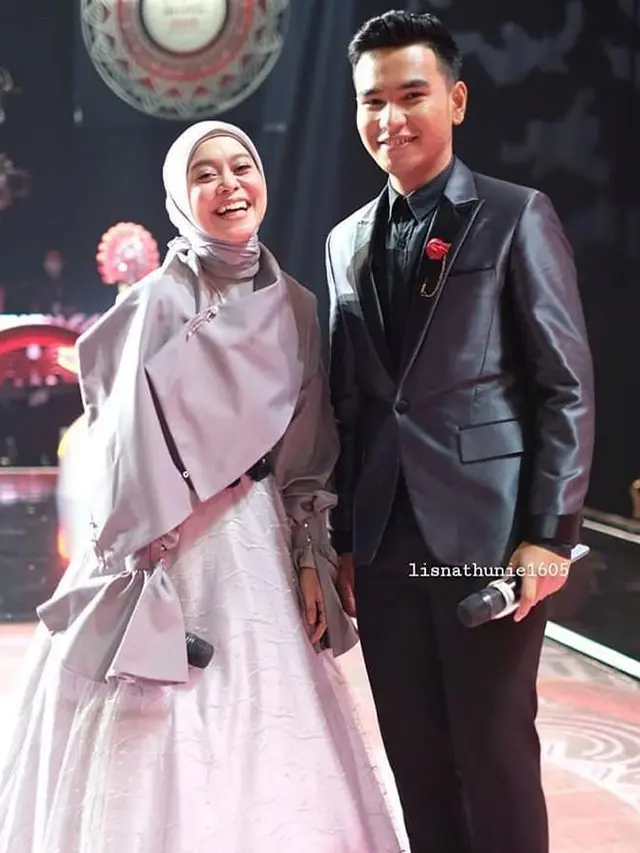 Terlibat Cinta Lokasi, Ini 6 Potret Kebersamaan Lesty Kejora dan Hari Putra
