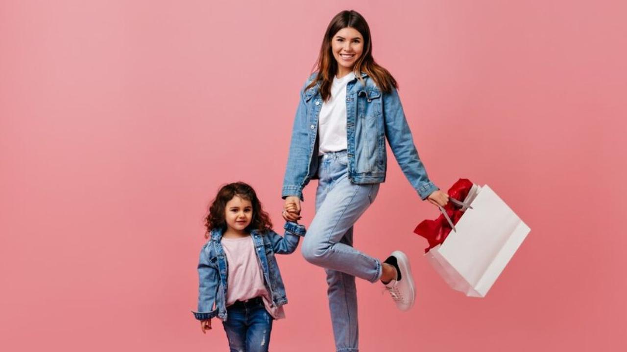 6 Rekomendasi Model Baju Couple Ibu dan Anak, Inspirasi Bergaya Serasi Bersama Buah Hati