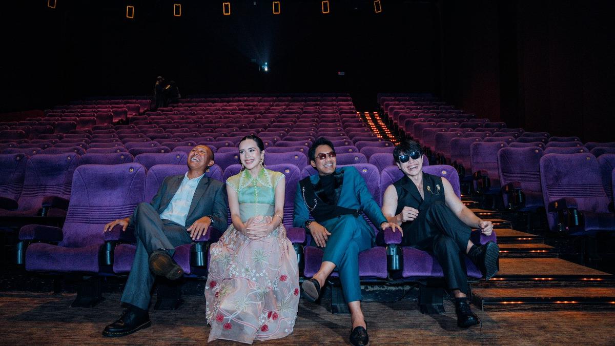 Dibintangi Oki Rengga dan Dicky Difie, Film Jadi Tuh Barang Bahas 3 Pengangguran Jadi Pawang Hujan