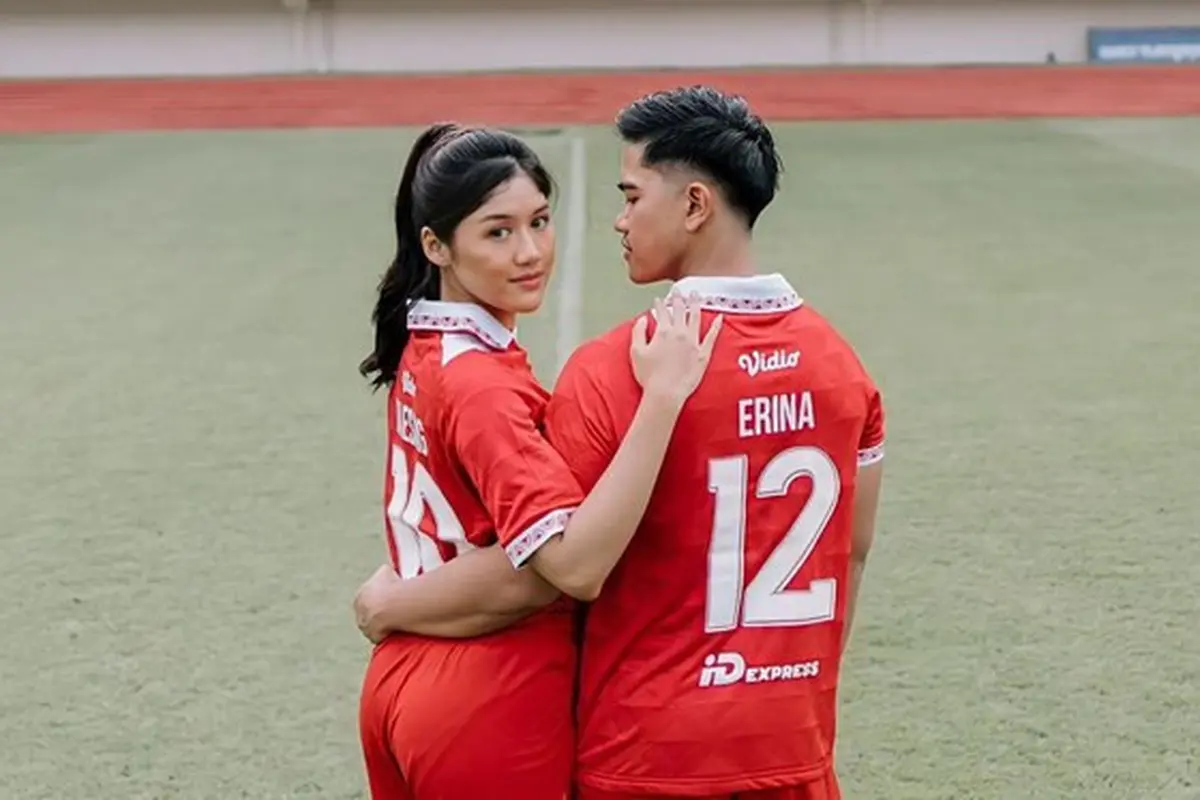 6 Momen Prewedding Kaesang Pangarep dan Erina Gudono di Stadion Manahan, Pakai Jersey