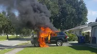 Mobil Terbakar Gara-Gara Smartphone 