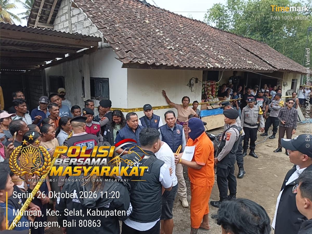 Rekonstruksi sopir truk dibakar bos di Karangasem. (Dokumentasi Polres Karangasem).