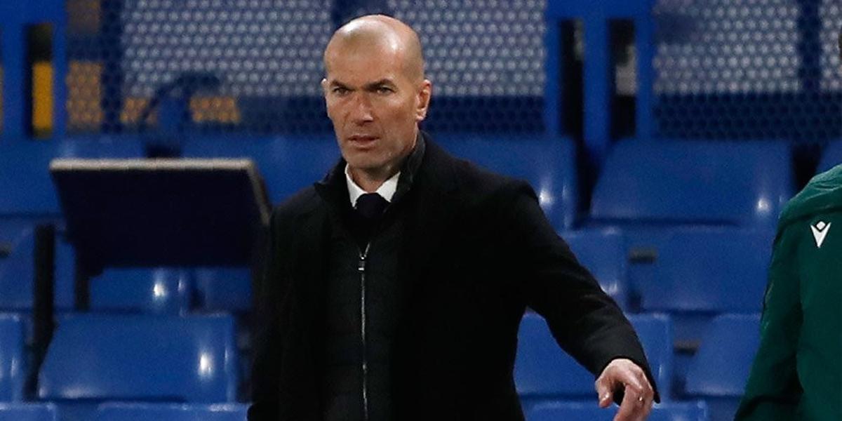 Manchester United Menanti, Zinedine Zidane Tak Kunjung Datang
