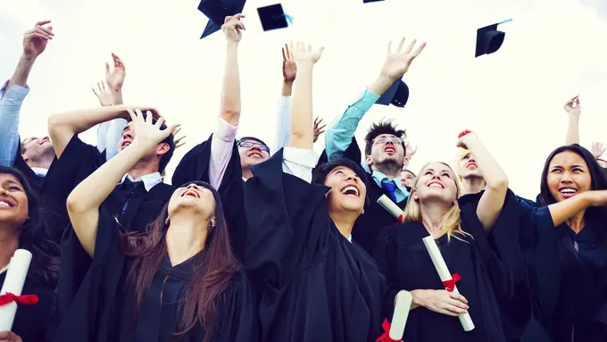 5 Hal yang Mungkin Belum Kamu Ketahui tentang Beasiswa Dikti