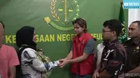 Kasus WNA Australia Bugil hingga Aniaya Nelayan di Aceh Berakhir Damai, Minta Maaf ke Warga dan Beri Kompensasi