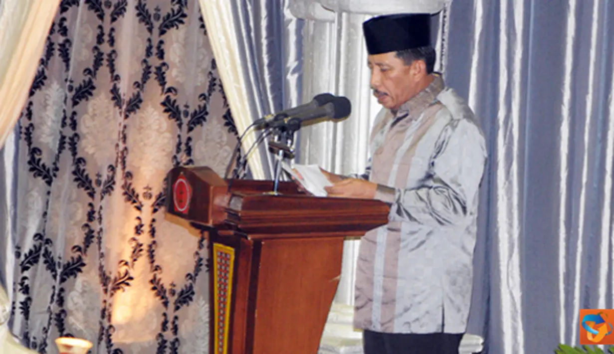 Citizen6, Cilangkap: Kedatangan Presiden Susilo Bambang Yudhoyono disambut oleh Panglima TNI Laksamana TNI Agus Suhartono beserta Kepala Staf Angkatan dan pejabat tinggi TNI lainnya. (Pengirim: Badarudin Bakri)