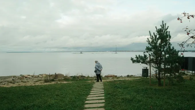 3 Zodiak dengan Aura Tenang yang Bikin Orang Lain Nyaman