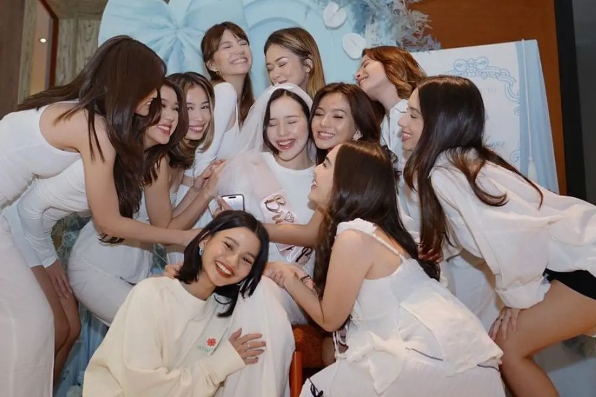 Potret Bridesmaid Pernikahan Beby Tsabina, Dikelilingi Bidadari Cantik Termasuk Artis Dari Thailand