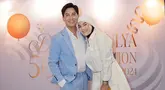 Momen tak terduga Sarita Abdul Mukti bisa bertemu dengan Dedi Mulyana. Mantan istri Faisal Haris ini ini mengungkap mereka sudah tidak bertemu selama 29 tahun. Dedi Mulyana sendiri diketahui menetap di Belanda. (Liputan6.com/IG/@queen_saritaabdulmukti)