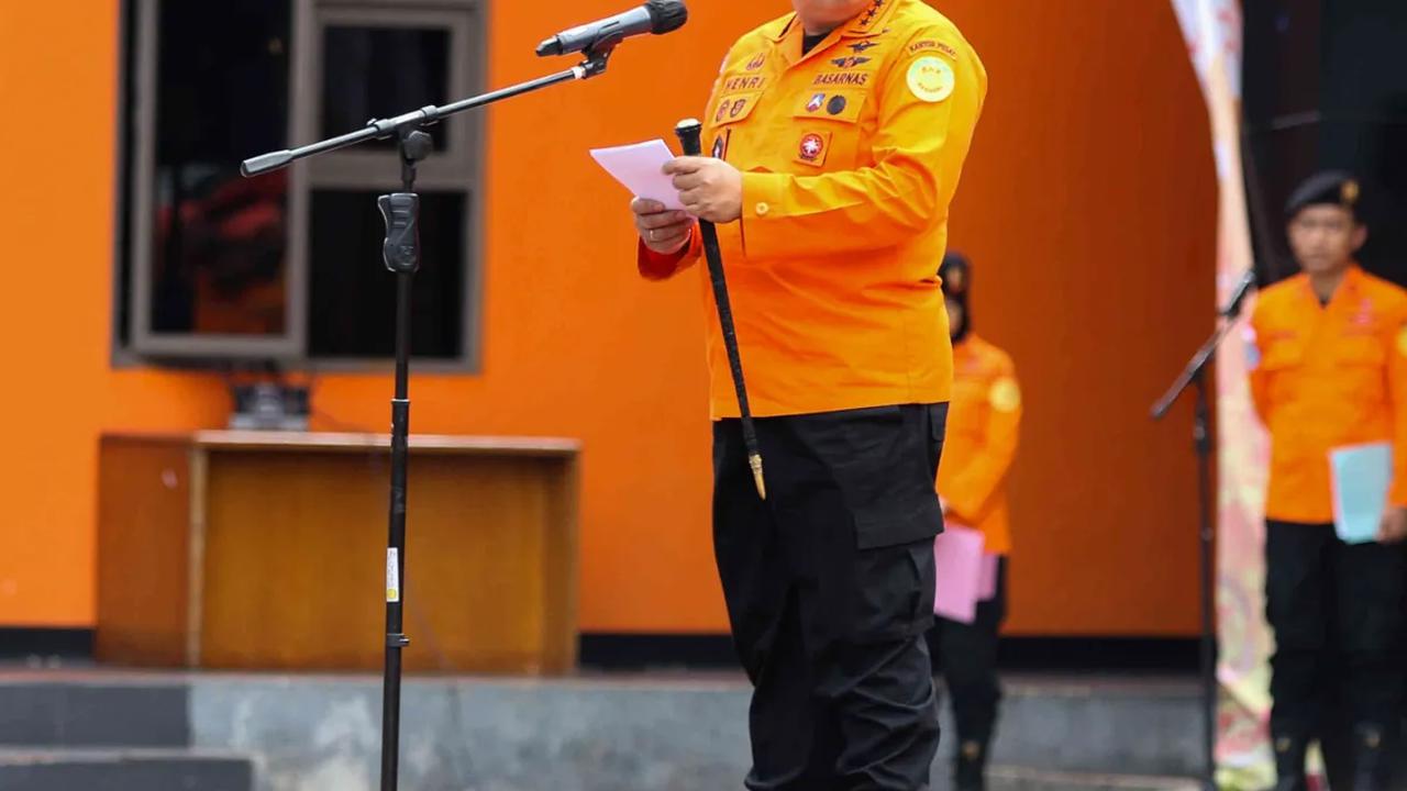 Dana Komando (Dako) yang diterima dari perusahaan itu atas perintah Marsekal Madya (Purn) Henri Alfiandi yang kala itu menjabat sebagai Kabasarnas.