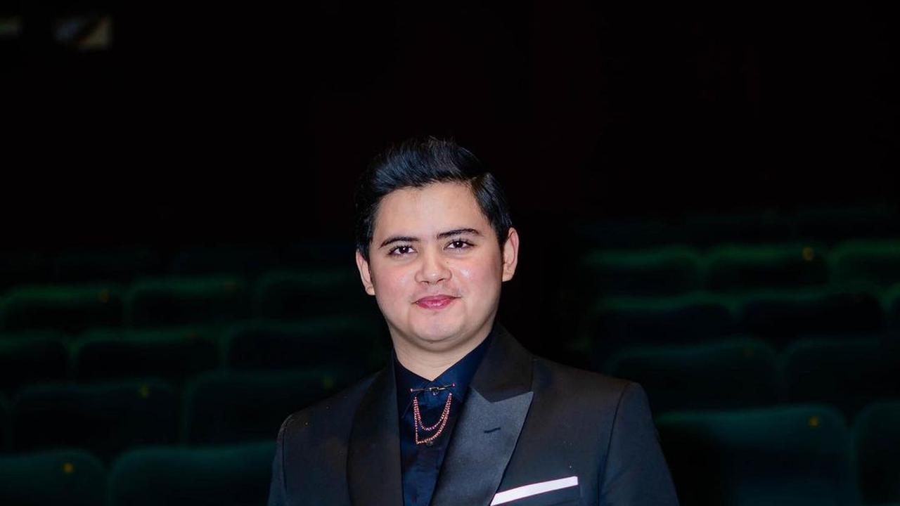 7 Potret Terbaru Aliando Syarief yang Disebut Kembali ke Setelan Pabrik