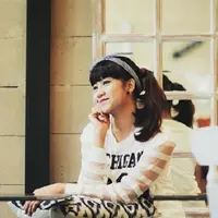 Ghea Indrawari suguhkan cover Akad yang bikin jatuh hati para fans. (Instagram)