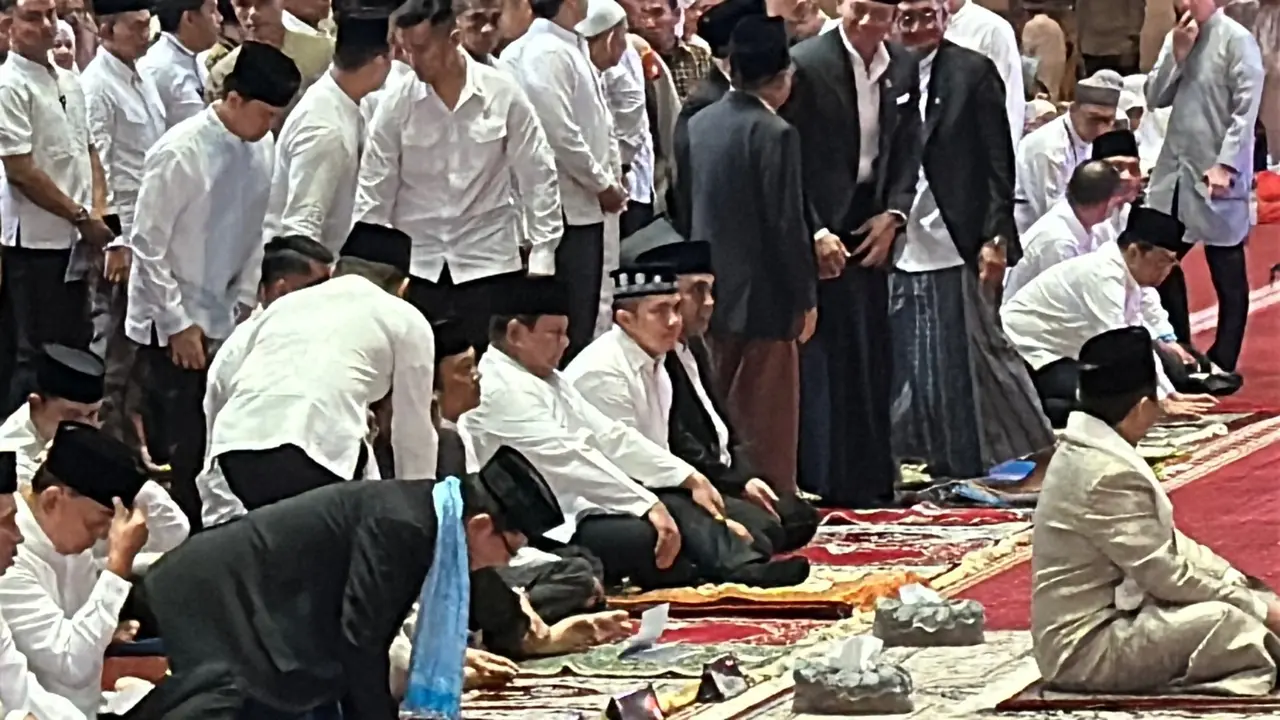 Presiden Prabowo Subianto melaksanakan salat Idul Adha 2025 di Masjid Istiqlal Jakarta.