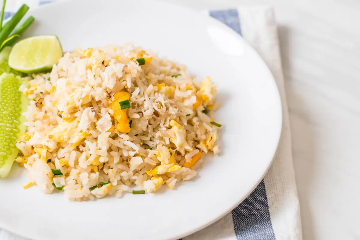 nasi goreng daun bawang