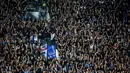 Bobotoh hadir langsung untuk memberikan dukungan terhadap skuad Persib Bandung yang kepercayaan dirinya tengah pulih berkat kemenangan perdana musim ini, atas PSIS Semarang. (Bola.com/Bagaskara Lazuardi)