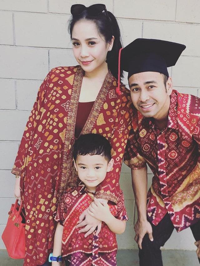 Intip Penampilan Raffi Ahmad Dan 6 Artis Ini Saat Wisuda Anak Showbiz Liputan6 Com