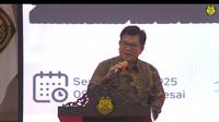 Direktur Jenderal Ketenagalistrikan Kementerian Energi dan Sumber Daya Mineral (ESDM), Jisman P. Hutajalu dalam Sosialisasi RUPTL PLN 2025-2034, di Jakarta, Senin (2/6/2025). (Tira/Liputan6.com)