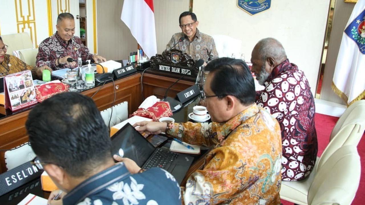 Mendagri Tegaskan Peran KEPP Otsus Papua dalam Penguatan Sinkronisasi dan Pengawasan Program Pembangunan