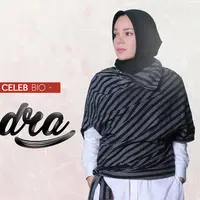 HL Celeb Bio Dewi Sandra (Foto: Adrian Putra, Stylist: Indah Wulansari, Desain: Nurman Abdul Hakim/Bintang.com)