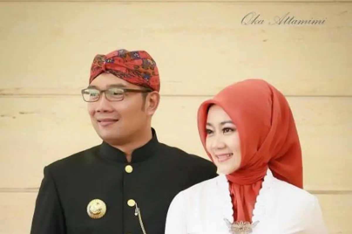 [Bintang] Ulang Tahun, Ridwan Kamil Dapat Ucapan di Iklan Baris dari Istri