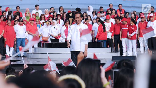 Presiden Jokowi Bernyanyi Bersama di Harmoni Indonesia 2018