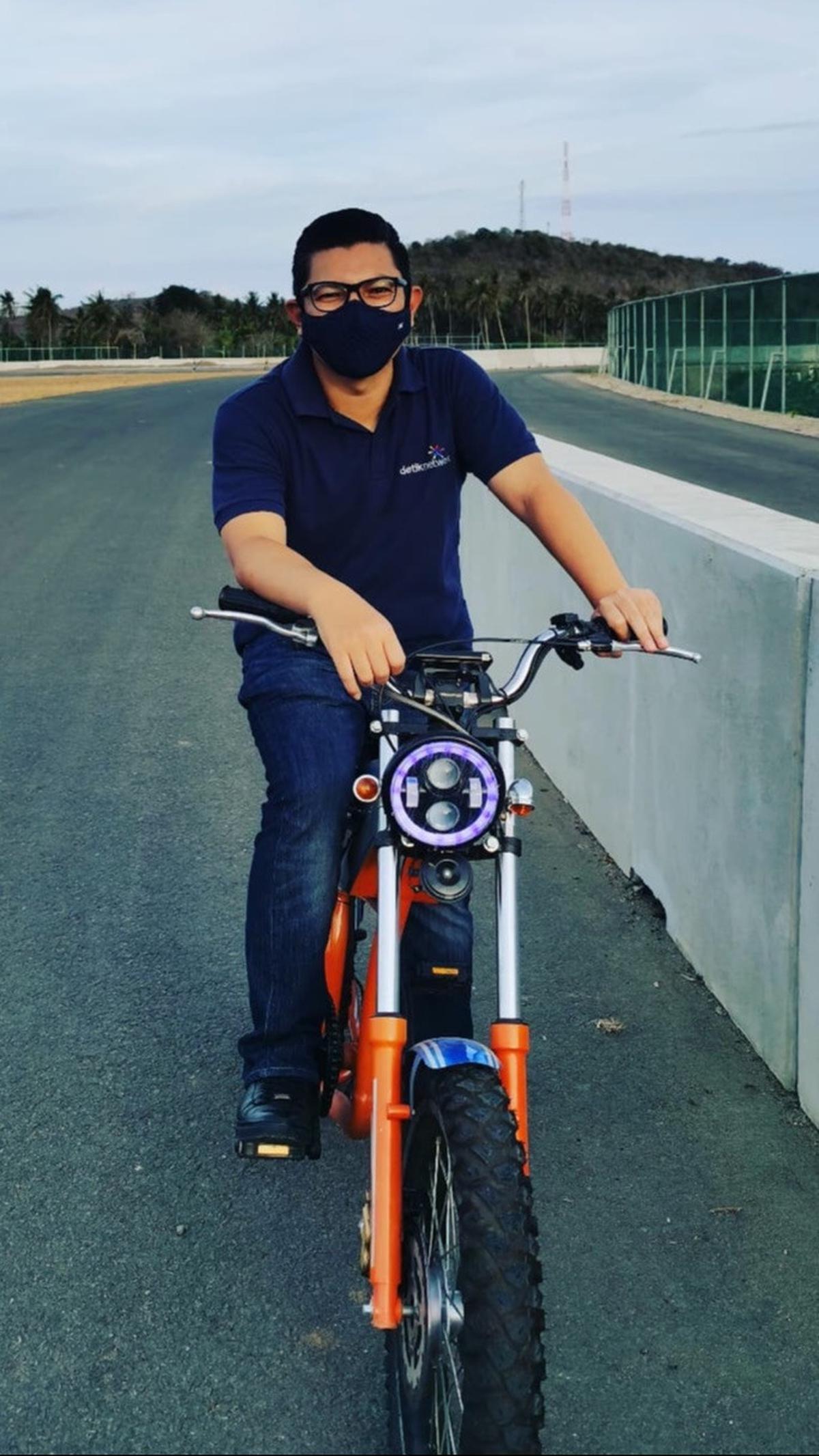 Terhitung sampai hari ini Fito sudah berpindah stasiun TV hingga 3 kali. Sebelum jadi jurnalis televisi Fito diketahui merupakan&nbsp;Penyiar Radio Suara Kejayaan 101,6 FM.