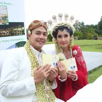 Tidak butuh waktu lama bagi Ardina Rasti dan Arie Dwi Andhika untuk ke jenjang yang lebih serius. Pasangan yang enam bulan saling kenal itu memutuskan untuk menikah. (Daniel Kampua/Bintang.com)