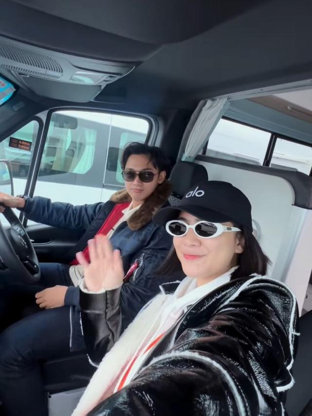 7 Potret Liburan Felicya Angelista dan Caesar Hito di Selandia Baru Naik Campervan