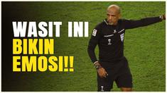 Berita video Timnas Indonesia gagal menang di laga kontra Bahrain, skor dari laga tersebut berakhir 2-2. Bahrain berhasil mencetak gol di masa injury time. Keputusan wasit di laga ini, buat netizen Indonesia geram.