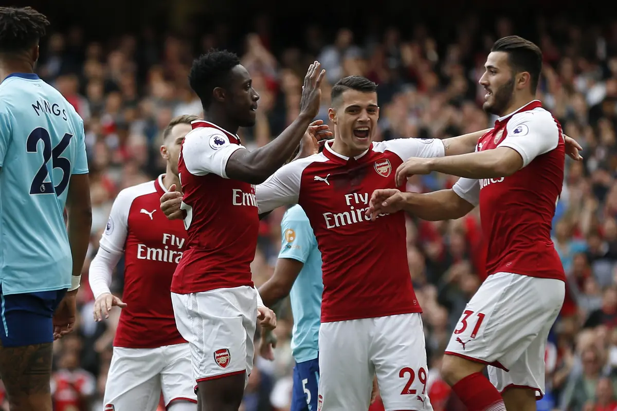 FOTO: Wellbeck dan Lacazette Antar Arsenal Bungkam Bournemouth