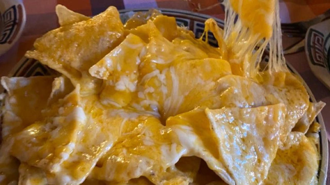 nachos mozarella