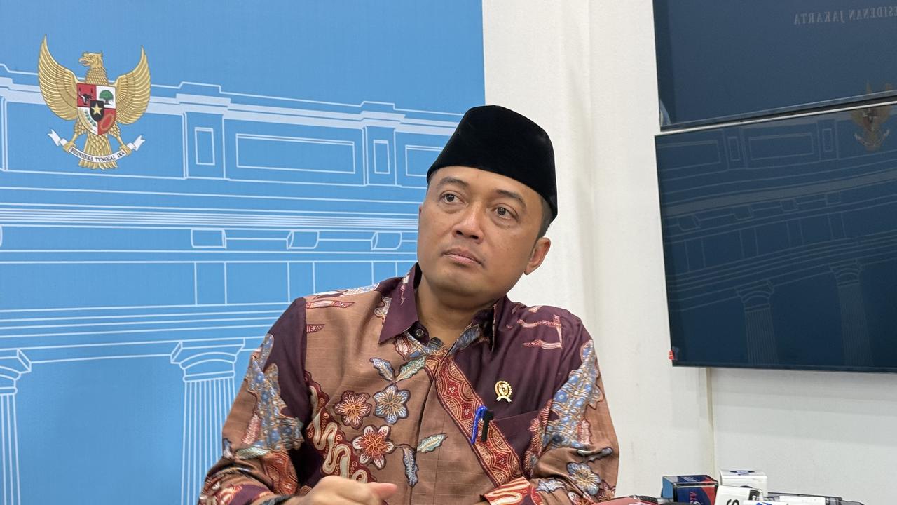 VIDEO: Momen Haru Mensesneg Prasetyo Ultah Dirayakan Prabowo, Dapat 'Tanda Cinta