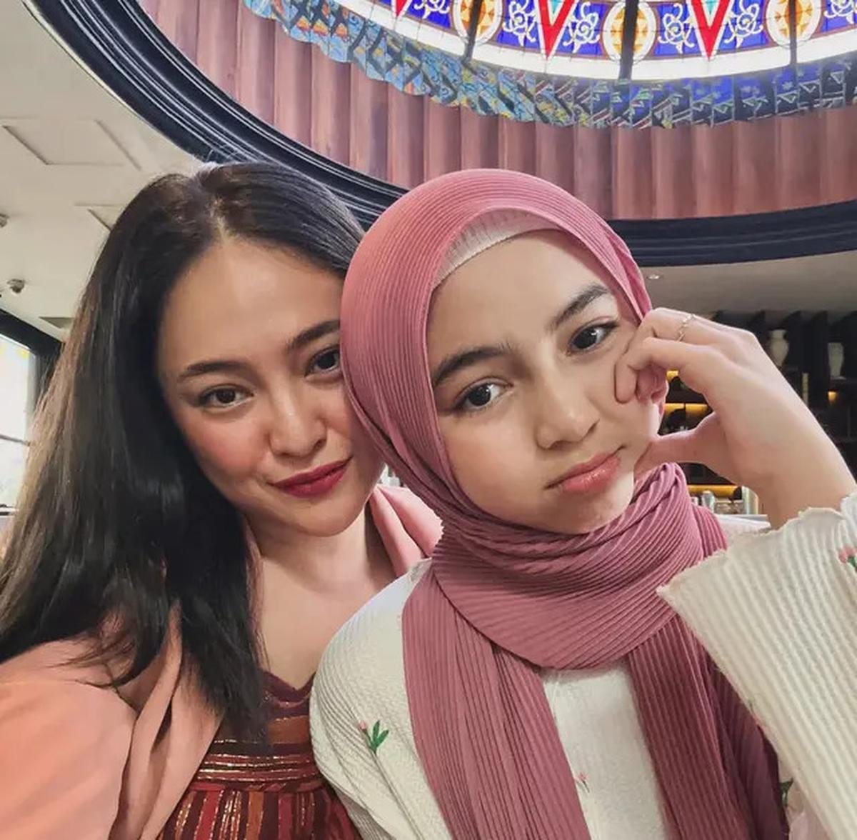 10 Potret Kebersamaan Marshanda dan Sienna, Selalu Kompak di Berbagai Momen