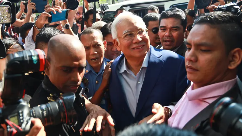 Najib Razak tiba di Kantor Pencegahan Korupsi Malaysia