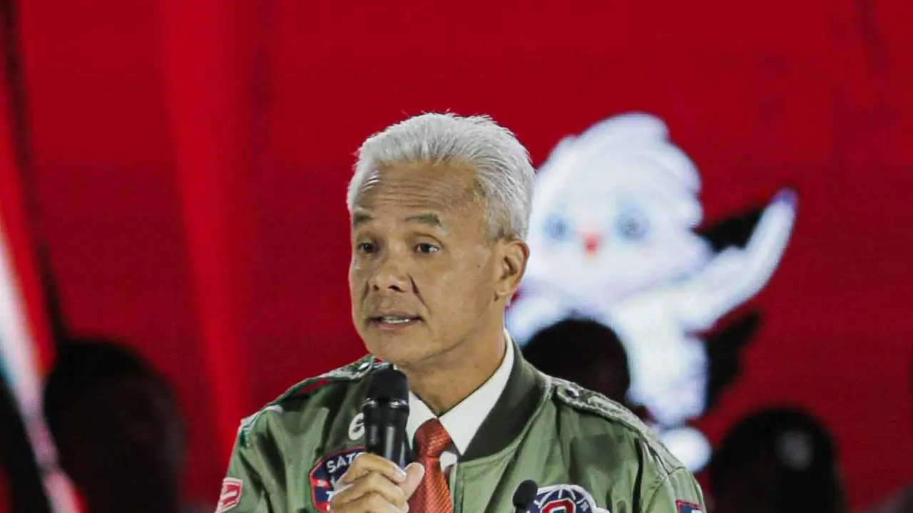 Calon Presiden saat Debat Ketiga Pemilu 2024