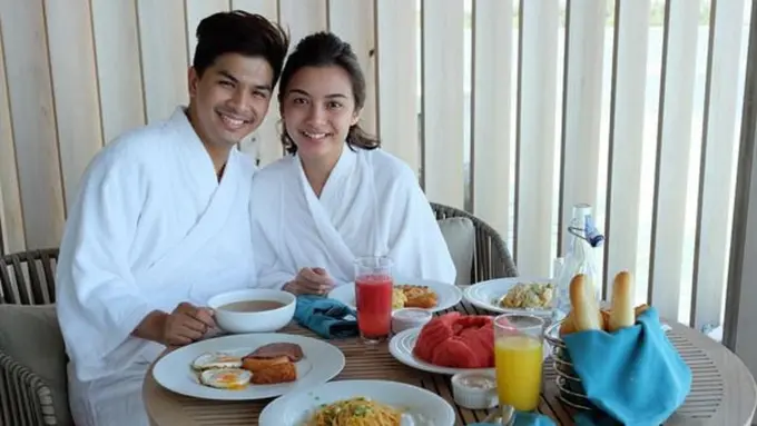 Glenn Alinskie dan Chelsea Olivia