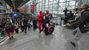 Cosplayer mengenakan kostum ala Daredevil, Iron Man, dan Captain America menghadiri New York Comic Con 2019 di Jacob K. Javits Convention Center, Kamis (3/10/2019). Comic Con menjadi salah satu gelaran acara yang dinanti para pecinta komik maupun film. (Dia Dipasupil/Getty Images for ReedPOP /AFP)