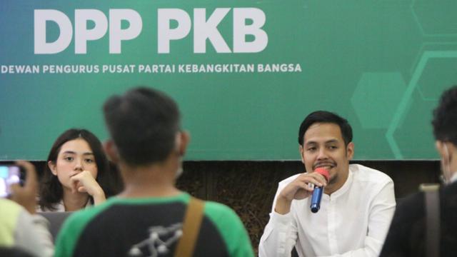 Juru Bicara (Jubir) muda Partai Kebangkitan Bangsa (PKB), Dira Martamin.